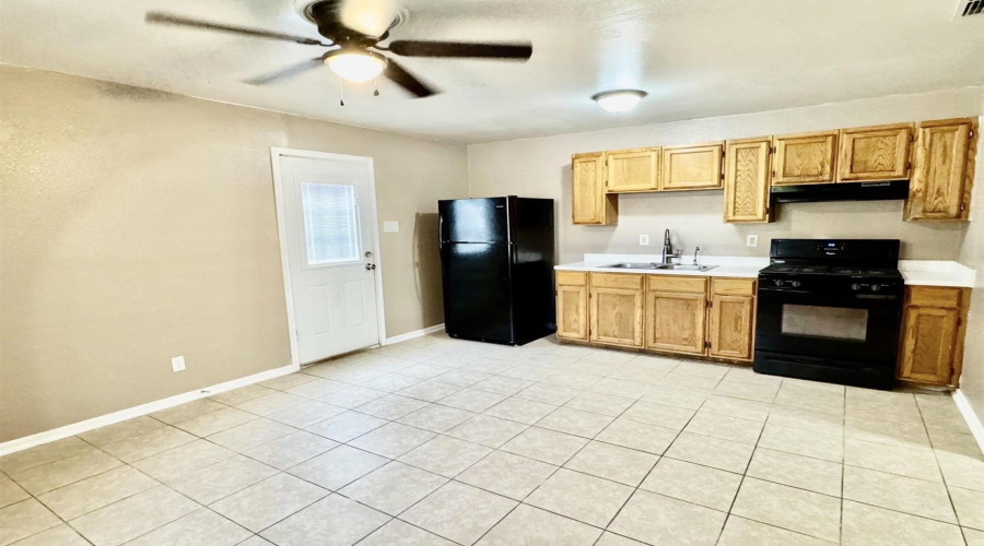 1421 Reagan Dr, Laredo, Texas 78046, 3 Bedrooms Bedrooms, 5 Rooms Rooms,2 BathroomsBathrooms,Residential,For Rent,1421 Reagan Dr,20264154