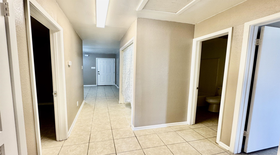 1421 Reagan Dr, Laredo, Texas 78046, 3 Bedrooms Bedrooms, 5 Rooms Rooms,2 BathroomsBathrooms,Residential,For Rent,1421 Reagan Dr,20264154