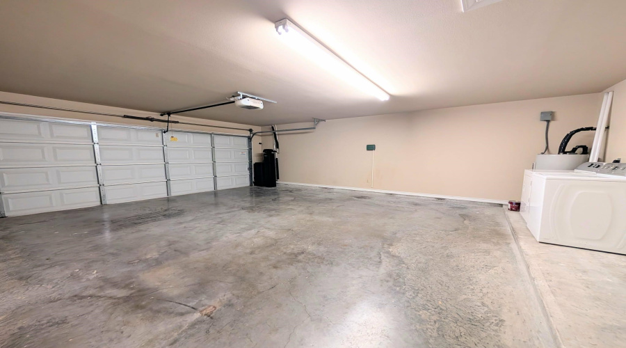 11022 Winburn Dr, LAREDO, Texas 78045, 3 Bedrooms Bedrooms, 5 Rooms Rooms,2 BathroomsBathrooms,Residential,For Rent,11022 Winburn Dr,20264155
