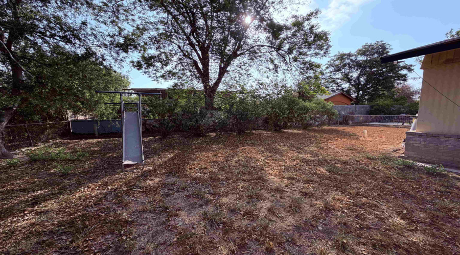 507 Lobo Lp, Laredo, Texas 78045-8733, 3 Bedrooms Bedrooms, 4 Rooms Rooms,2 BathroomsBathrooms,Residential,For Sale,507 Lobo Lp,20264159