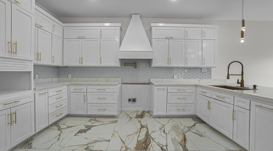 427 Baffin Bay Dr, Laredo, Texas 78041, 5 Bedrooms Bedrooms, 9 Rooms Rooms,3 BathroomsBathrooms,Residential,For Sale,427 Baffin Bay Dr,20264162