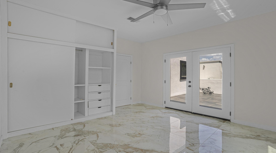 427 Baffin Bay Dr, Laredo, Texas 78041, 5 Bedrooms Bedrooms, 9 Rooms Rooms,3 BathroomsBathrooms,Residential,For Sale,427 Baffin Bay Dr,20264162