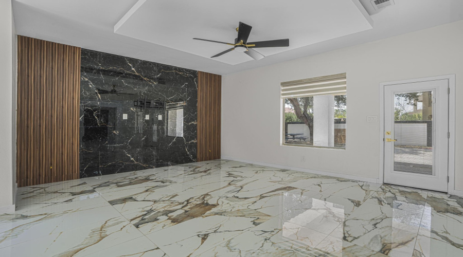 427 Baffin Bay Dr, Laredo, Texas 78041, 5 Bedrooms Bedrooms, 9 Rooms Rooms,3 BathroomsBathrooms,Residential,For Sale,427 Baffin Bay Dr,20264162