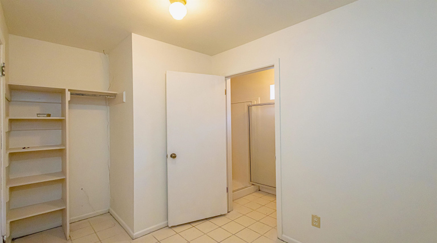 2017 Willow St, Laredo, Texas 78043, 4 Bedrooms Bedrooms, 8 Rooms Rooms,3 BathroomsBathrooms,Residential,For Sale,2017 Willow St,20264163
