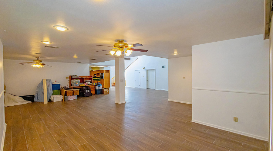 2017 Willow St, Laredo, Texas 78043, 4 Bedrooms Bedrooms, 8 Rooms Rooms,3 BathroomsBathrooms,Residential,For Sale,2017 Willow St,20264163