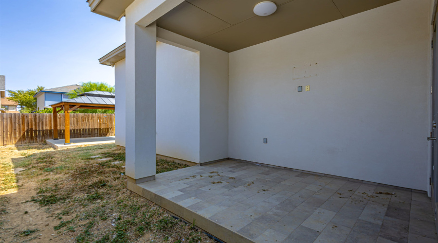 2510 Mario St., Laredo, Texas 78046, 4 Bedrooms Bedrooms, 6 Rooms Rooms,2 BathroomsBathrooms,Residential,For Sale,2510 Mario St.,20264167