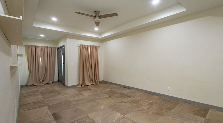 2510 Mario St., Laredo, Texas 78046, 4 Bedrooms Bedrooms, 6 Rooms Rooms,2 BathroomsBathrooms,Residential,For Sale,2510 Mario St.,20264167