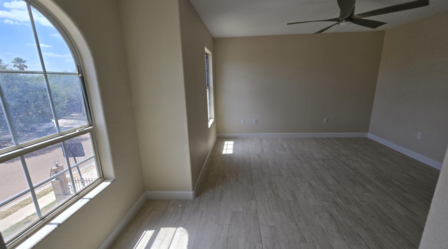 1136 Savannah Lp, Laredo, Texas 78046, 3 Bedrooms Bedrooms, 6 Rooms Rooms,2 BathroomsBathrooms,Residential,For Sale,1136 Savannah Lp,20264170