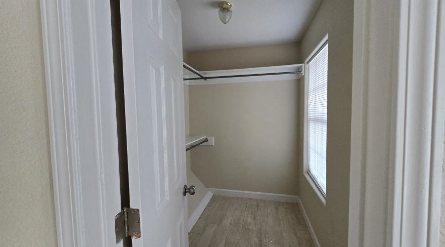 1136 Savannah Lp, Laredo, Texas 78046, 3 Bedrooms Bedrooms, 6 Rooms Rooms,2 BathroomsBathrooms,Residential,For Sale,1136 Savannah Lp,20264170