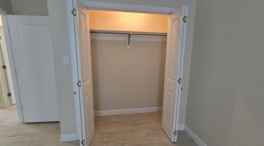 1136 Savannah Lp, Laredo, Texas 78046, 3 Bedrooms Bedrooms, 6 Rooms Rooms,2 BathroomsBathrooms,Residential,For Sale,1136 Savannah Lp,20264170