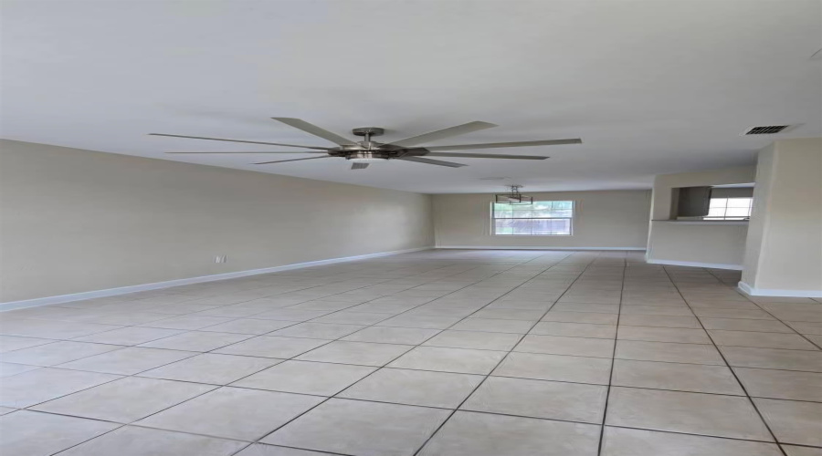 1136 Savannah Lp, Laredo, Texas 78046, 3 Bedrooms Bedrooms, 6 Rooms Rooms,2 BathroomsBathrooms,Residential,For Sale,1136 Savannah Lp,20264170