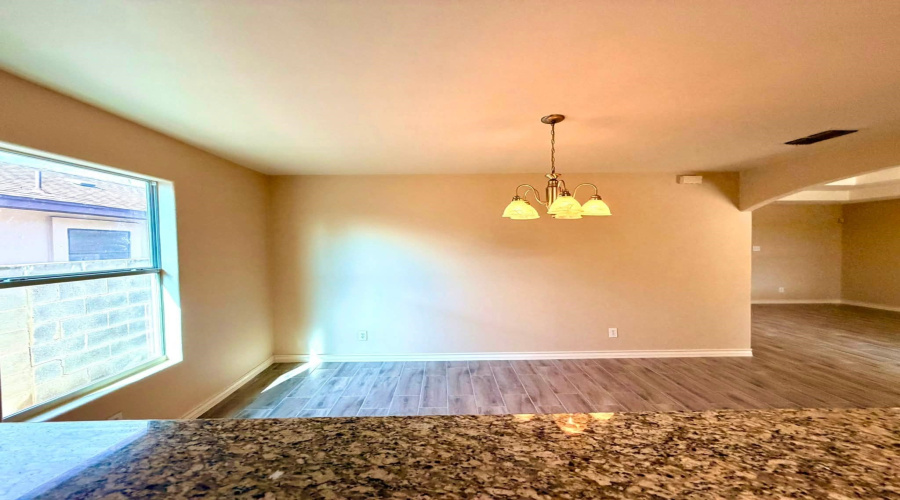 9910 Natalia Dr, Laredo, Texas 78045, 3 Bedrooms Bedrooms, 5 Rooms Rooms,2 BathroomsBathrooms,Residential,For Rent,9910 Natalia Dr,20264171