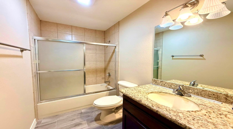 9910 Natalia Dr, Laredo, Texas 78045, 3 Bedrooms Bedrooms, 5 Rooms Rooms,2 BathroomsBathrooms,Residential,For Rent,9910 Natalia Dr,20264171