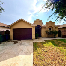 9910 Natalia Dr, Laredo, Texas 78045, 3 Bedrooms Bedrooms, 5 Rooms Rooms,2 BathroomsBathrooms,Residential,For Rent,9910 Natalia Dr,20264171
