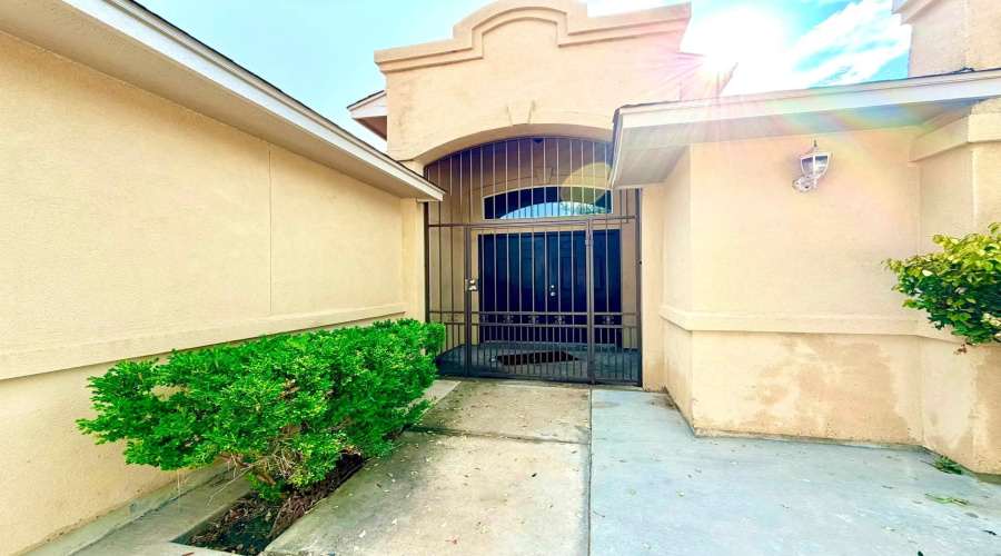 9910 Natalia Dr, Laredo, Texas 78045, 3 Bedrooms Bedrooms, 5 Rooms Rooms,2 BathroomsBathrooms,Residential,For Rent,9910 Natalia Dr,20264171