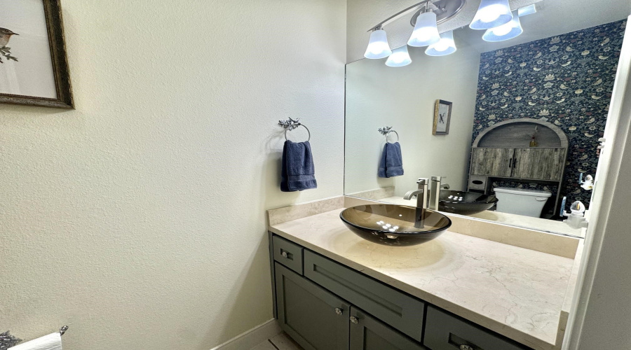 7604 Patricia Highsmith Dr, Laredo, Texas 78041, 4 Bedrooms Bedrooms, 8 Rooms Rooms,3 BathroomsBathrooms,Residential,For Sale,7604 Patricia Highsmith Dr,20264172
