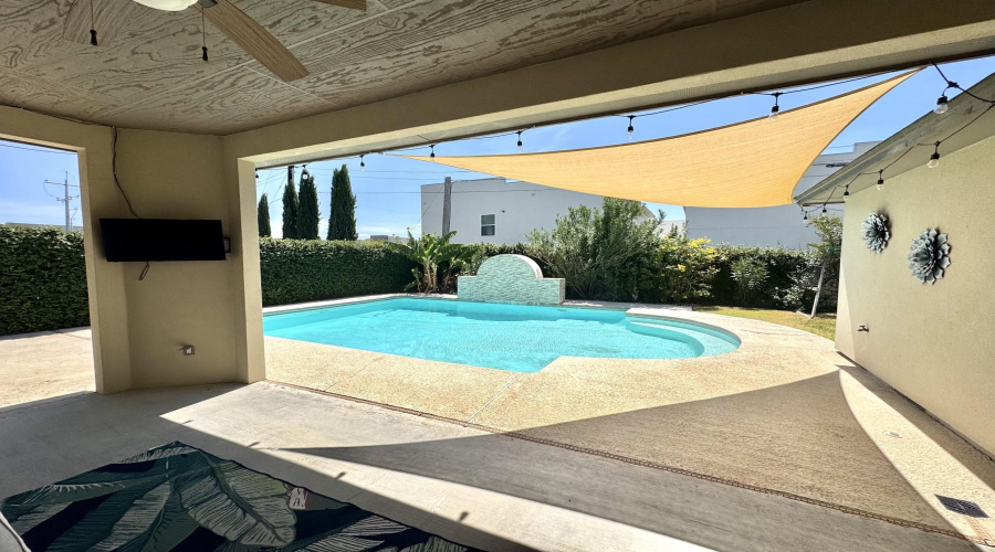 7604 Patricia Highsmith Dr, Laredo, Texas 78041, 4 Bedrooms Bedrooms, 8 Rooms Rooms,3 BathroomsBathrooms,Residential,For Sale,7604 Patricia Highsmith Dr,20264172