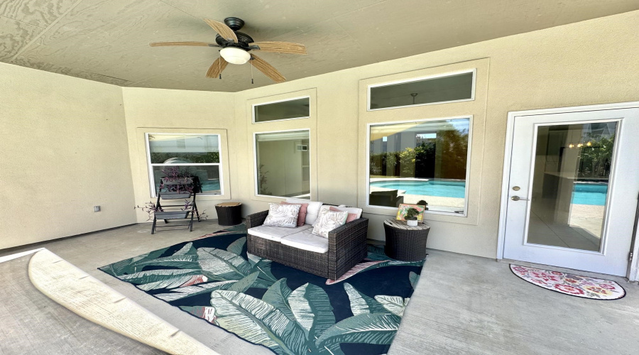 7604 Patricia Highsmith Dr, Laredo, Texas 78041, 4 Bedrooms Bedrooms, 8 Rooms Rooms,3 BathroomsBathrooms,Residential,For Sale,7604 Patricia Highsmith Dr,20264172