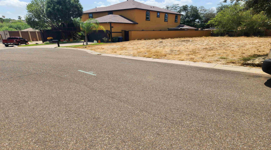 218 Daisy Ln, Laredo, Texas 78046, ,Land,For Sale,218 Daisy Ln,20264176