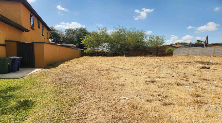 218 Daisy Ln, Laredo, Texas 78046, ,Land,For Sale,218 Daisy Ln,20264176
