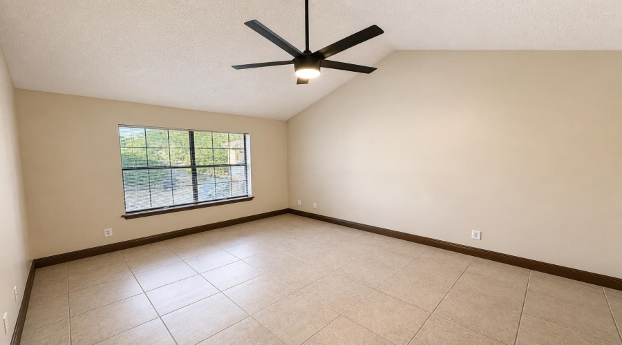 8704 Puerto Alegre, Laredo, Texas 78045, 4 Bedrooms Bedrooms, 7 Rooms Rooms,2 BathroomsBathrooms,Residential,For Sale,8704 Puerto Alegre,20264173