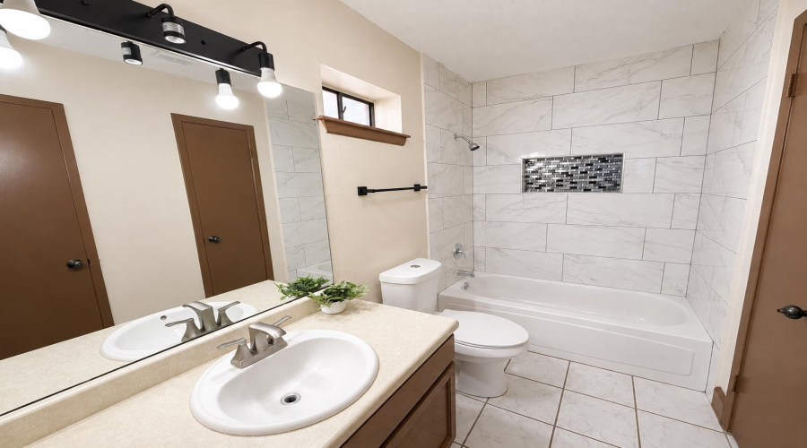 8704 Puerto Alegre, Laredo, Texas 78045, 4 Bedrooms Bedrooms, 7 Rooms Rooms,2 BathroomsBathrooms,Residential,For Sale,8704 Puerto Alegre,20264173
