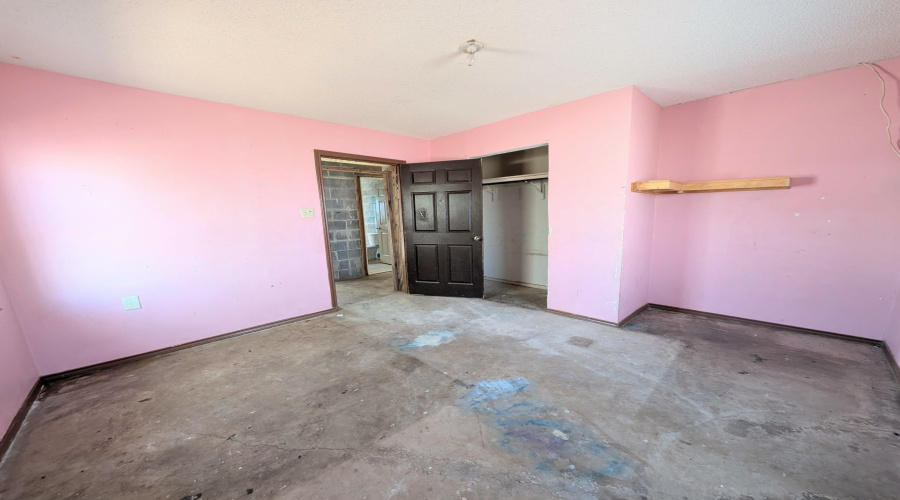 222 Barrera Rd, Laredo, Texas 78043, 3 Bedrooms Bedrooms, 6 Rooms Rooms,2 BathroomsBathrooms,Residential,For Sale,222 Barrera Rd,20264177