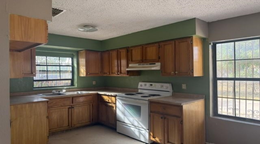 4620 Mims Ave, Laredo, Texas 78041, ,Multi-family,For Sale,4620 Mims Ave,20264194