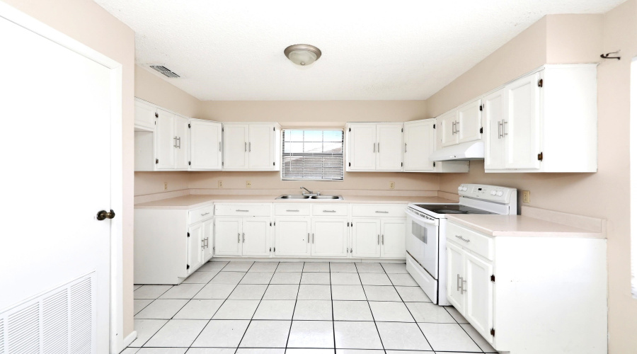 4620 Mims Ave, Laredo, Texas 78041, ,Multi-family,For Sale,4620 Mims Ave,20264194