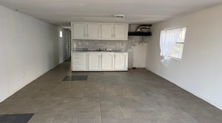 4552 Sepulveda Ln, Laredo, Texas 78046, 2 Bedrooms Bedrooms, 3 Rooms Rooms,1 BathroomBathrooms,Residential,For Sale,4552 Sepulveda Ln,20264182