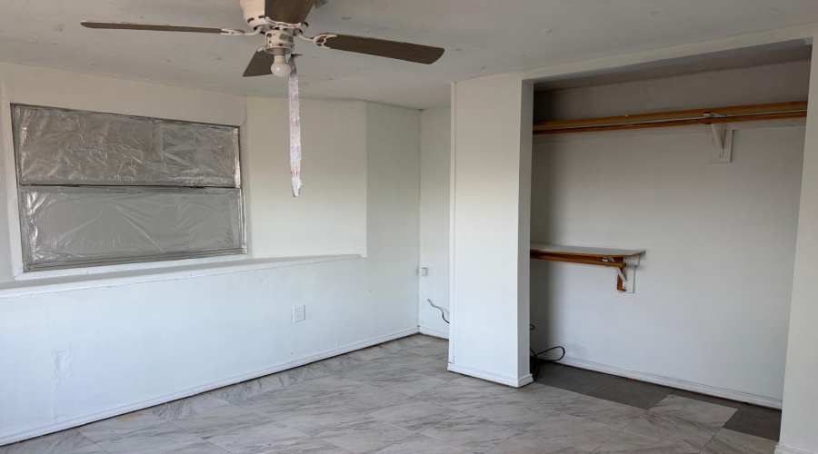 4552 Sepulveda Ln, Laredo, Texas 78046, 2 Bedrooms Bedrooms, 3 Rooms Rooms,1 BathroomBathrooms,Residential,For Sale,4552 Sepulveda Ln,20264182