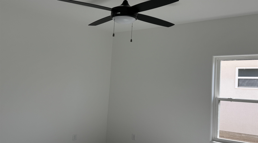 1630 Secretaria Ln., Laredo, Texas 78041, 3 Bedrooms Bedrooms, 5 Rooms Rooms,2 BathroomsBathrooms,Residential,For Sale,1630 Secretaria Ln.,20264183