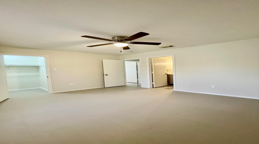 355 Ocean Dr, laredo, Texas 78043, 3 Bedrooms Bedrooms, 5 Rooms Rooms,2 BathroomsBathrooms,Residential,For Rent,355 Ocean Dr,20264184