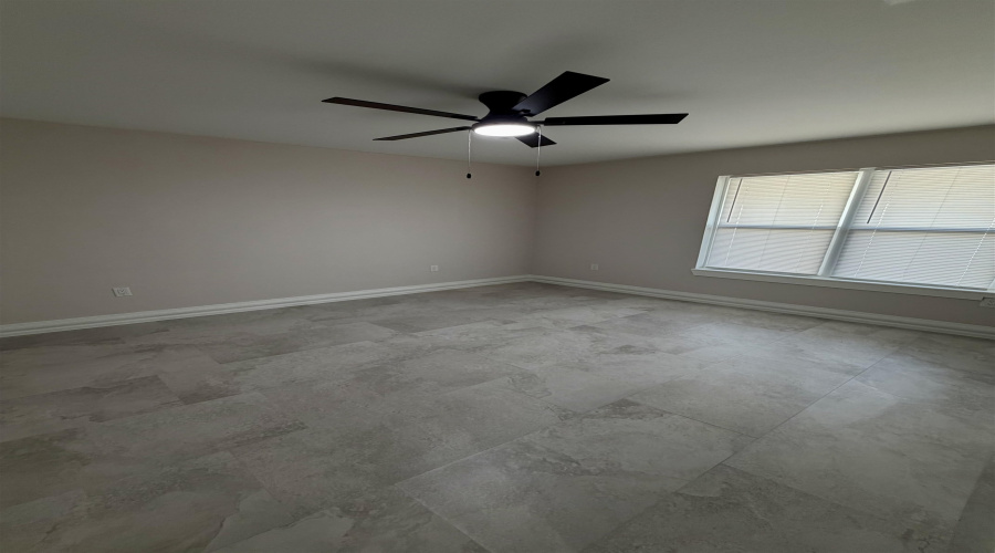 2320 Garfield St, Laredo, Texas 78043, 4 Bedrooms Bedrooms, 6 Rooms Rooms,3 BathroomsBathrooms,Residential,For Rent,2320 Garfield St,20264186
