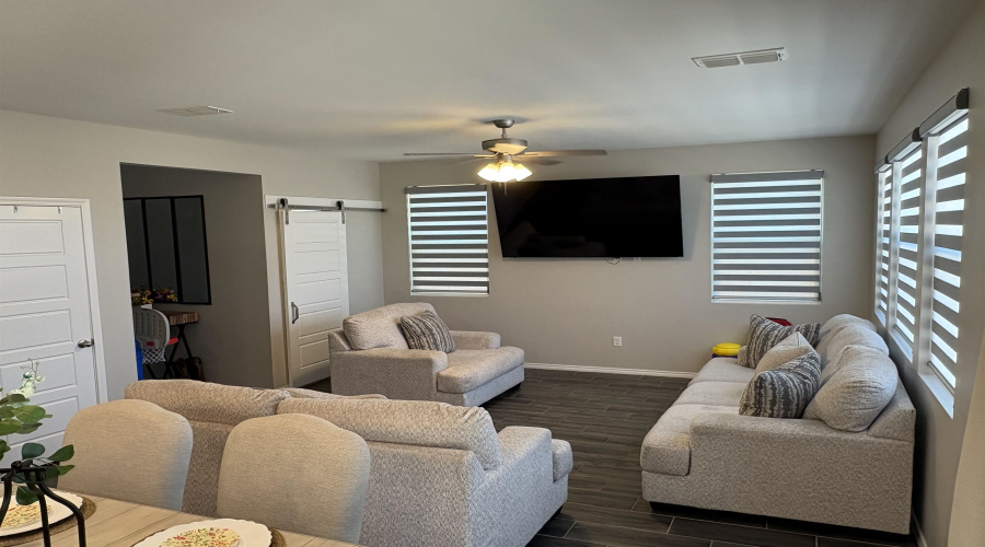 11246 Cantabria, Laredo, Texas 78045, 3 Bedrooms Bedrooms, 4 Rooms Rooms,2 BathroomsBathrooms,Residential,For Sale,11246 Cantabria,20264187