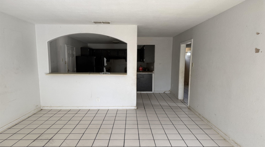 2218 E Price St, Laredo, Texas 78040, 3 Bedrooms Bedrooms, 6 Rooms Rooms,1 BathroomBathrooms,Residential,For Rent,2218 E Price St,20264189