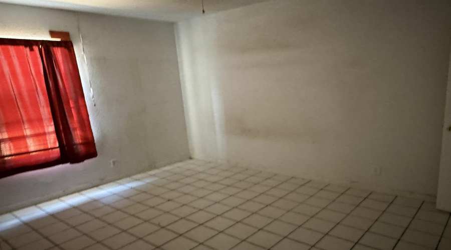2218 E Price St, Laredo, Texas 78040, 3 Bedrooms Bedrooms, 6 Rooms Rooms,1 BathroomBathrooms,Residential,For Rent,2218 E Price St,20264189