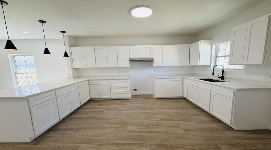 5608 Moses Lp., LAREDO, Texas 78046, 3 Bedrooms Bedrooms, 5 Rooms Rooms,2 BathroomsBathrooms,Residential,For Rent,5608 Moses Lp.,20264190