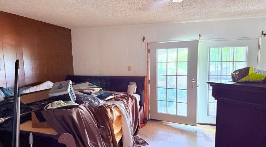 2101 N Smith Ave, Laredo, Texas 78043, 3 Bedrooms Bedrooms, 7 Rooms Rooms,2 BathroomsBathrooms,Residential,For Sale,2101 N Smith Ave,20264192