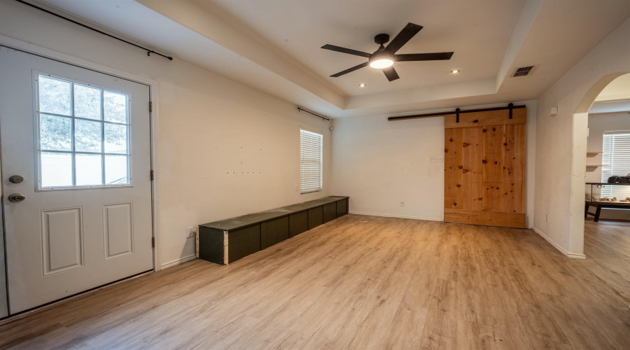 3720 Nubes Dr, Laredo, Texas 78046, 3 Bedrooms Bedrooms, 5 Rooms Rooms,2 BathroomsBathrooms,Residential,For Sale,3720 Nubes Dr,20264193
