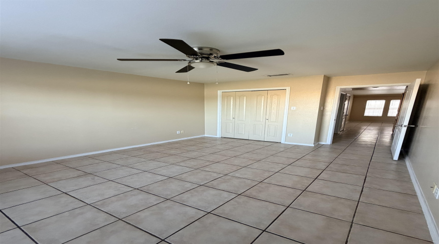 203 Martingale Ln, Laredo, Texas 78041, 2 Bedrooms Bedrooms, 4 Rooms Rooms,2 BathroomsBathrooms,Residential,For Rent,203 Martingale Ln,20264197