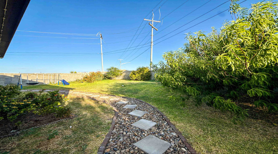 3501 Jose De La Paz, Laredo, Texas 78046, 4 Bedrooms Bedrooms, 5 Rooms Rooms,2 BathroomsBathrooms,Residential,For Sale,3501 Jose De La Paz,20264198
