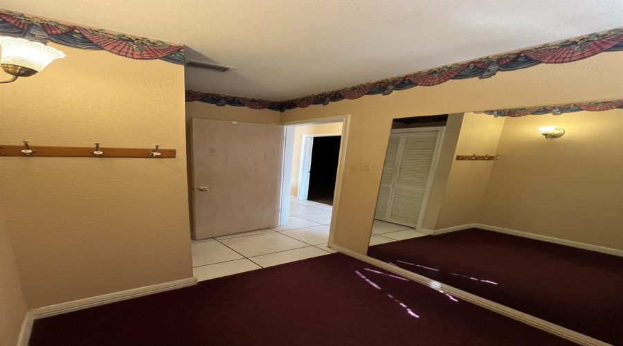 102 W Calton Rd, Laredo, Texas 78041, ,2 BathroomsBathrooms,Commercial retail/office,For Rent,102 W Calton Rd,20264208