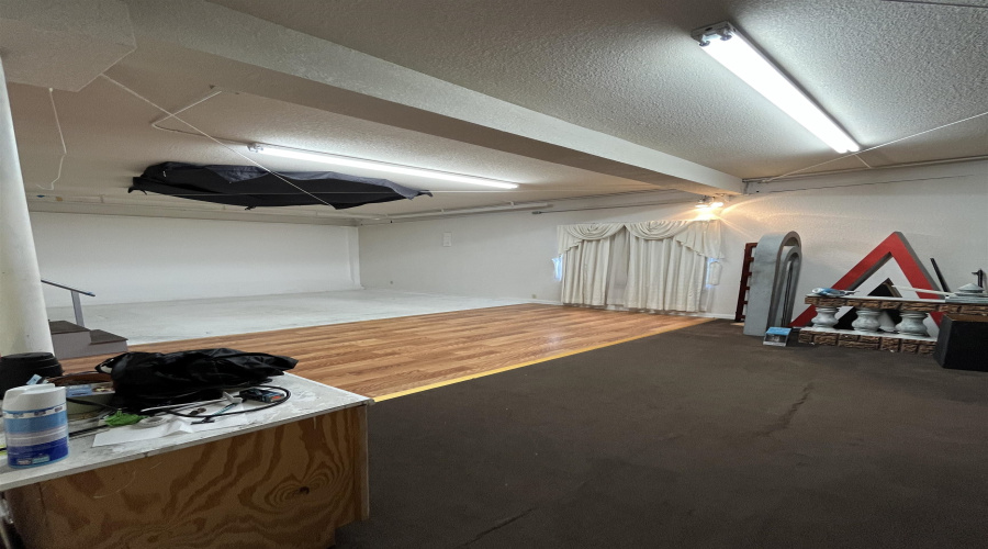 102 W Calton Rd, Laredo, Texas 78041, ,2 BathroomsBathrooms,Commercial retail/office,For Rent,102 W Calton Rd,20264208