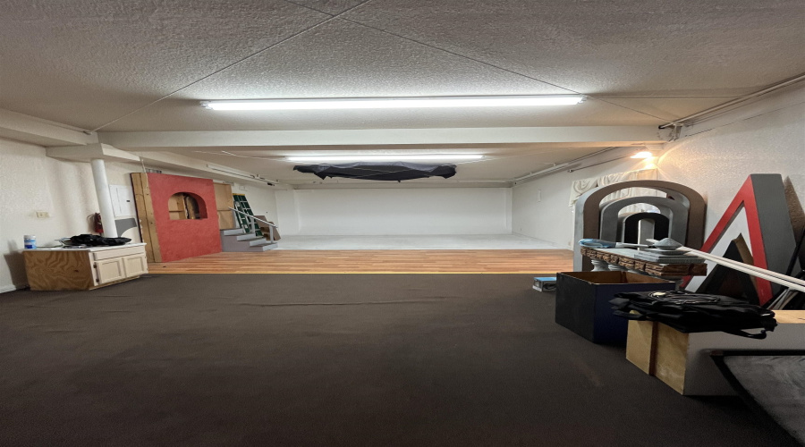 102 W Calton Rd, Laredo, Texas 78041, ,2 BathroomsBathrooms,Commercial retail/office,For Rent,102 W Calton Rd,20264208