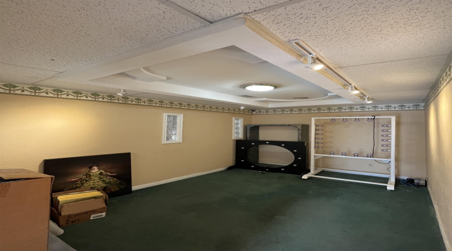 102 W Calton Rd, Laredo, Texas 78041, ,2 BathroomsBathrooms,Commercial retail/office,For Rent,102 W Calton Rd,20264208
