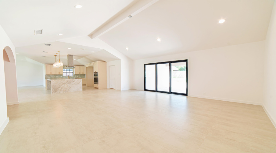 606 Merlin Rd, Laredo, Texas 78041, 4 Bedrooms Bedrooms, 8 Rooms Rooms,4 BathroomsBathrooms,Residential,For Sale,606 Merlin Rd,20264202