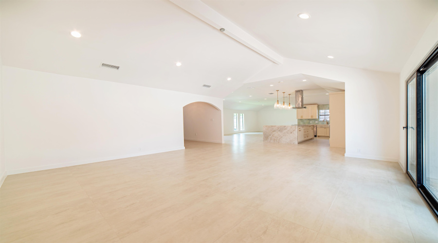 606 Merlin Rd, Laredo, Texas 78041, 4 Bedrooms Bedrooms, 8 Rooms Rooms,4 BathroomsBathrooms,Residential,For Sale,606 Merlin Rd,20264202
