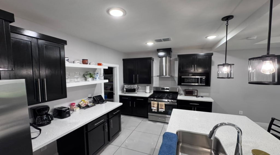 3012 Clydesdale Dr., Laredo, Texas 78046, 3 Bedrooms Bedrooms, 7 Rooms Rooms,2 BathroomsBathrooms,Residential,For Rent,3012 Clydesdale Dr.,20264203