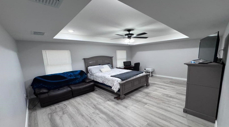 3012 Clydesdale Dr., Laredo, Texas 78046, 3 Bedrooms Bedrooms, 7 Rooms Rooms,2 BathroomsBathrooms,Residential,For Rent,3012 Clydesdale Dr.,20264203